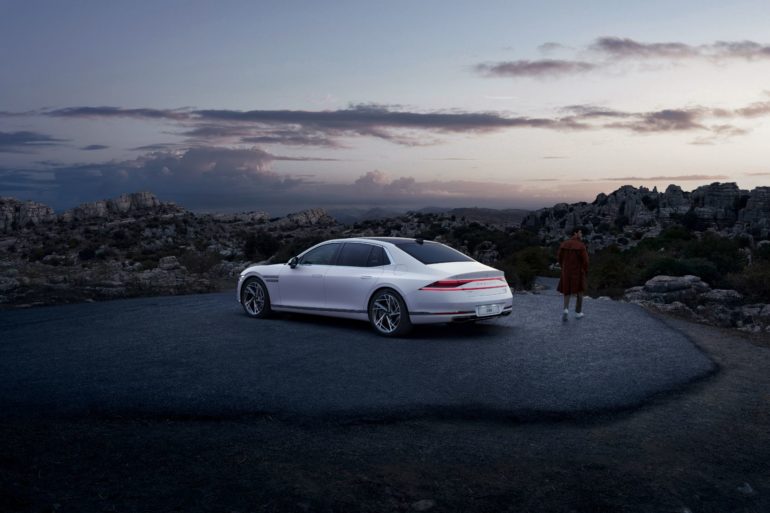 2022 Genesis G90 3